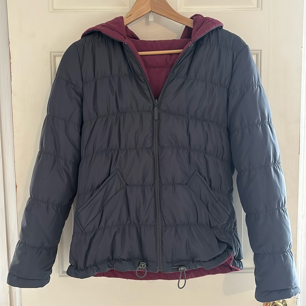 Garnet Hill women’s reversible down puffer coat, size 2 P